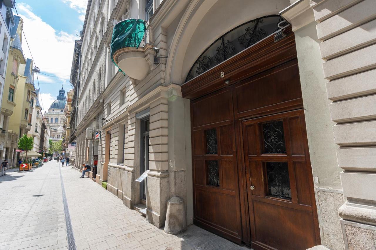 Luxury Peaceful Apartment By The St Stephen'S Basilica บูดาเปสต์ ภายนอก รูปภาพ