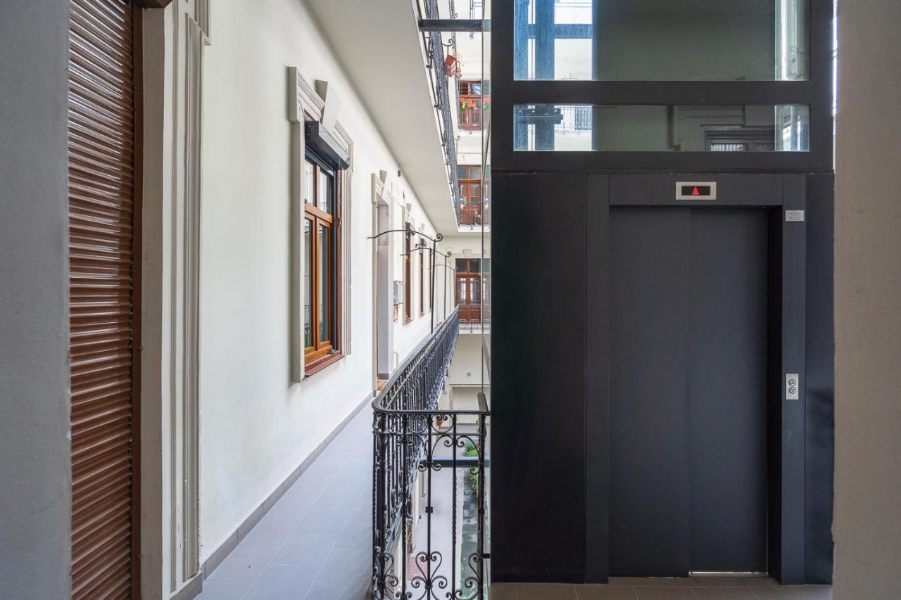Luxury Peaceful Apartment By The St Stephen'S Basilica บูดาเปสต์ ภายนอก รูปภาพ